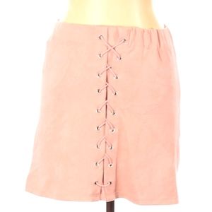 ❤️ 2/$15 Last 1❣️ embroidered nude mini skirt